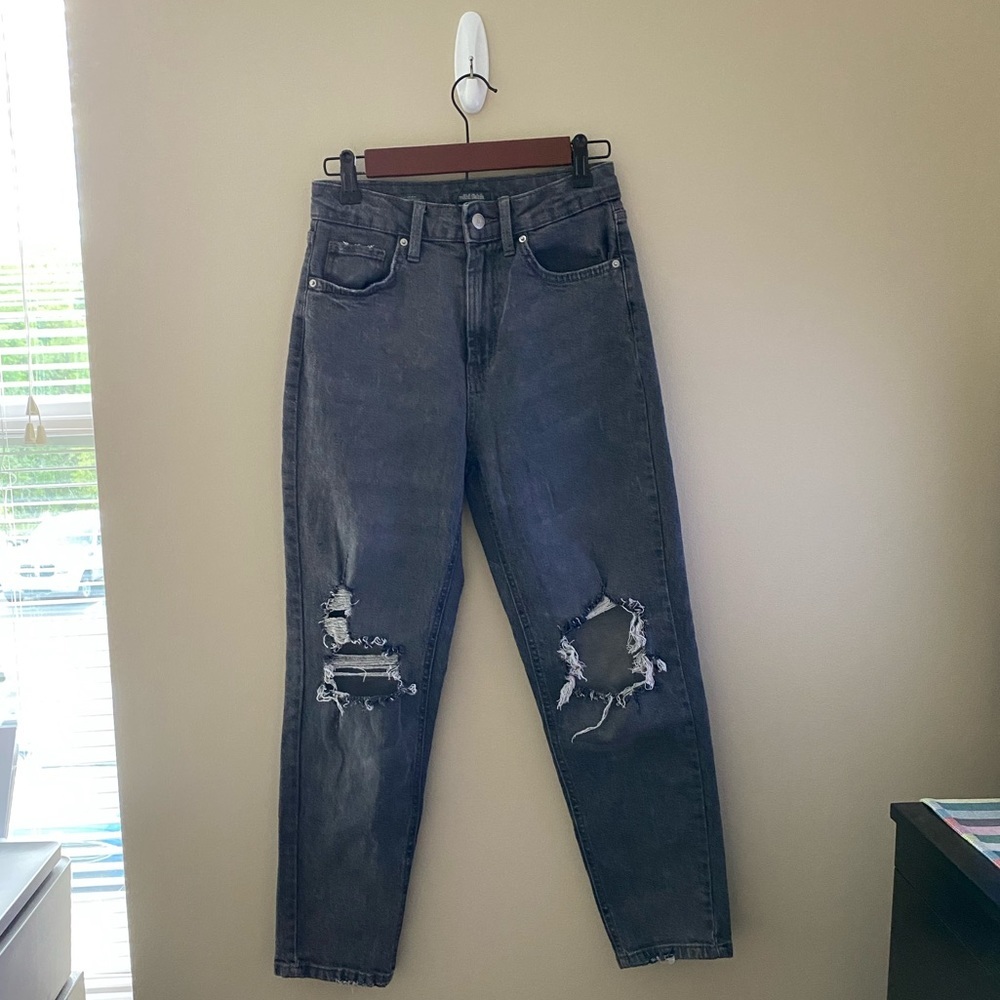 Women’s Wild Fable Gray Highest Rise Mom Distressed Jeans Size 2